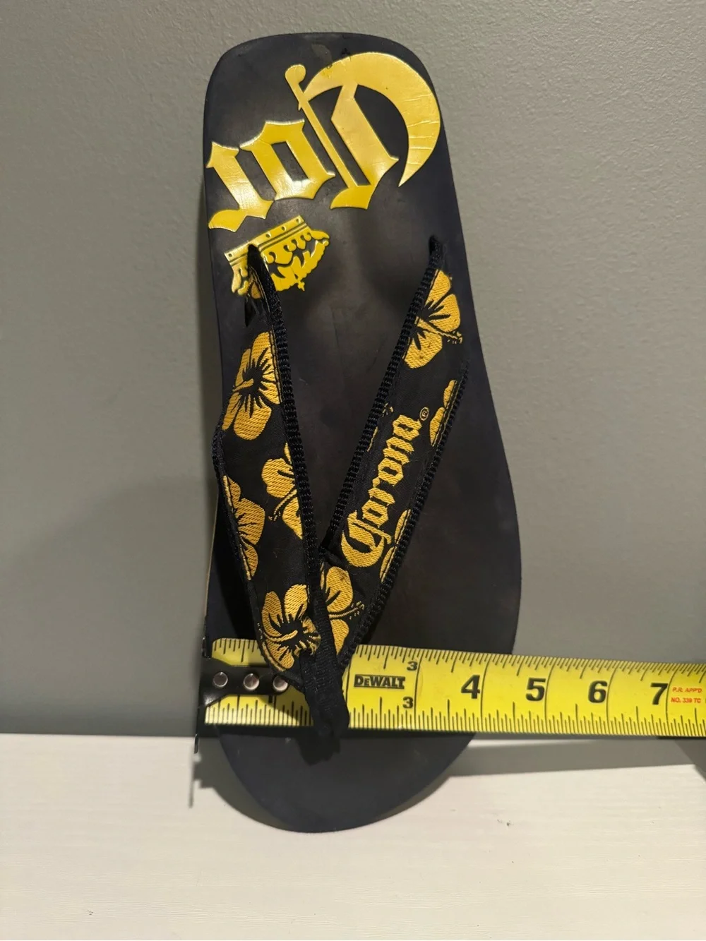 Corona Black and Yellow Hibiscus Flip Flops see photos for measurement